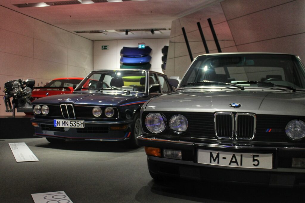 a group of cars parked next to each other